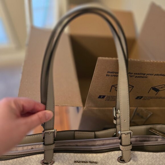 Michael Kors Cream and Gray Signature Tote - Picture 6 of 6